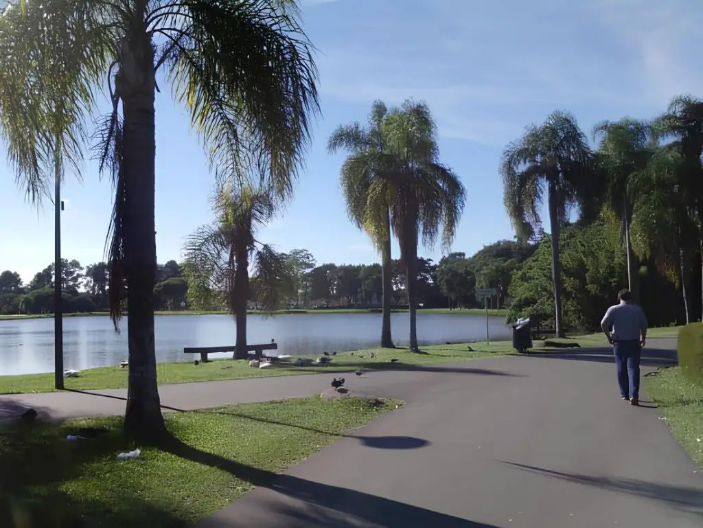 parque bacacheri localizado no bairro bacacheri em curitiba.