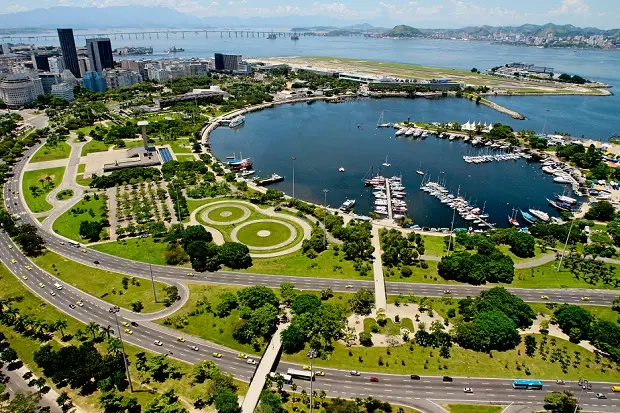 parque do flamengo localizado no rio de janeiro.