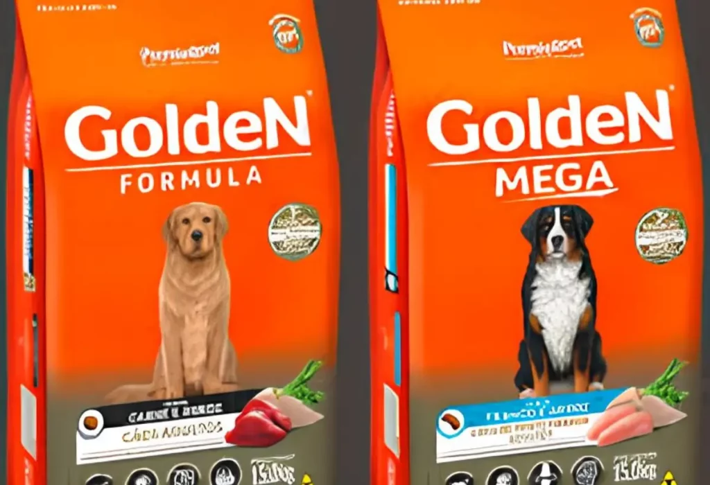 Dois pacotes de ração Golden.
